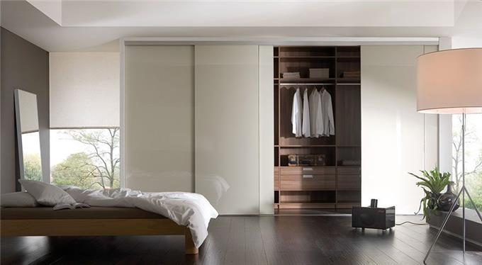 Freestanding - Fitted Wardrobe