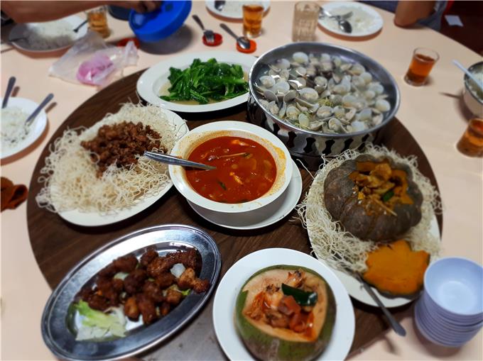 Cheaper - Sungai Janggut Seafood Restaurant Jeram