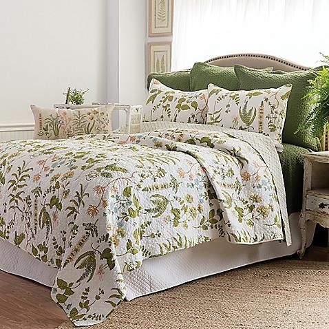 Reversible Quilt.create - Airy Ambiance In Bedroom