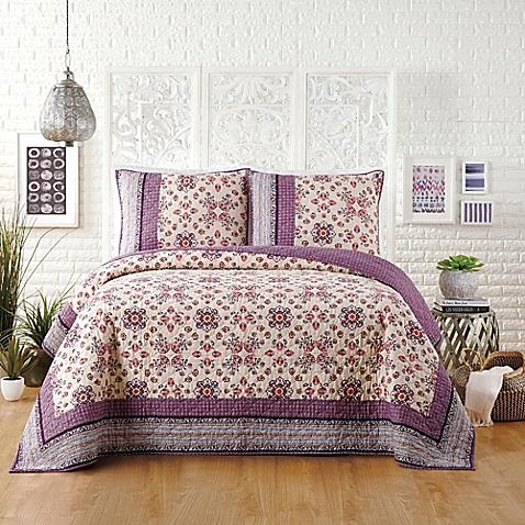 Jessica Simpson - The Lovely Bedding