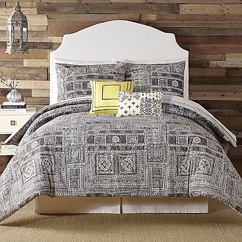 Cotton Spread - Top Bed.decorative Throw Pillows Feature