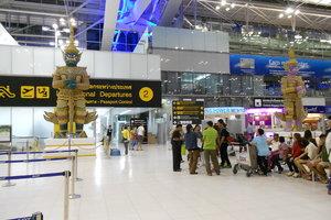 是东南亚地区 - 泰国素万那普机场