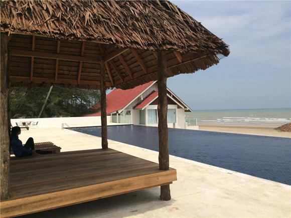 Resort In Malaysia - Swimming Pool