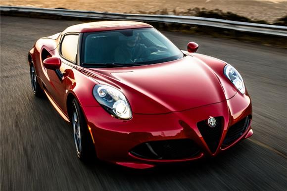 Low Speeds - Alfa Romeo 4c