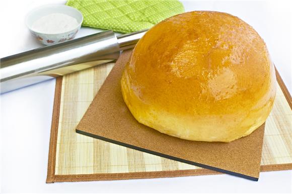 Curry Bun - Thick Gravy Wrapped Inside Gigantic
