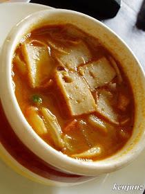 Tom Yam Soup - Restaurant Piccadilly Millennium Square