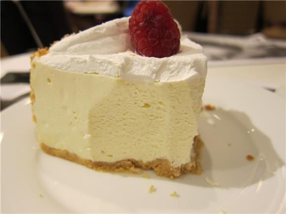 Whipped Cream - Cafe Komugi Slice Cakes