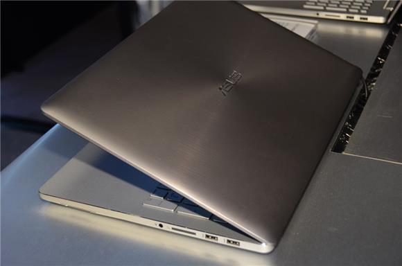 Laptop - Asus Zenbook Pro Ux501
