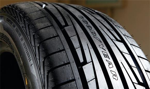 Value Buy - Goodyear Eagle F1 Directional